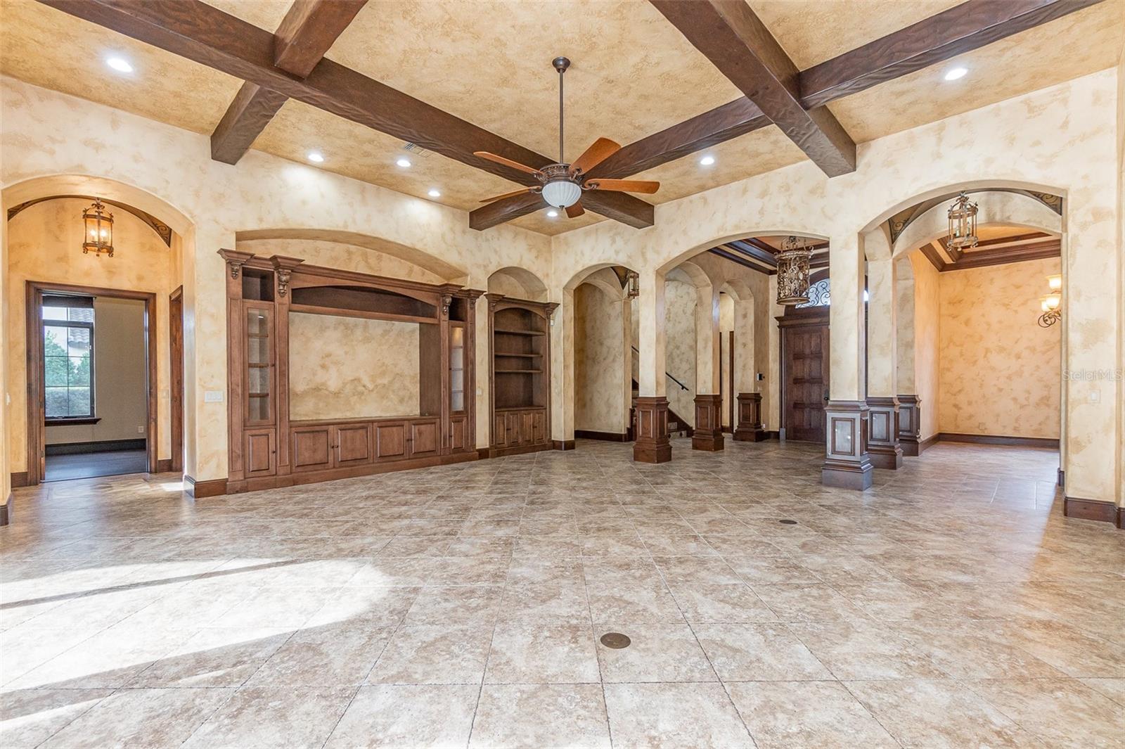 BELLANONA GRANDE ESTATES - Residential