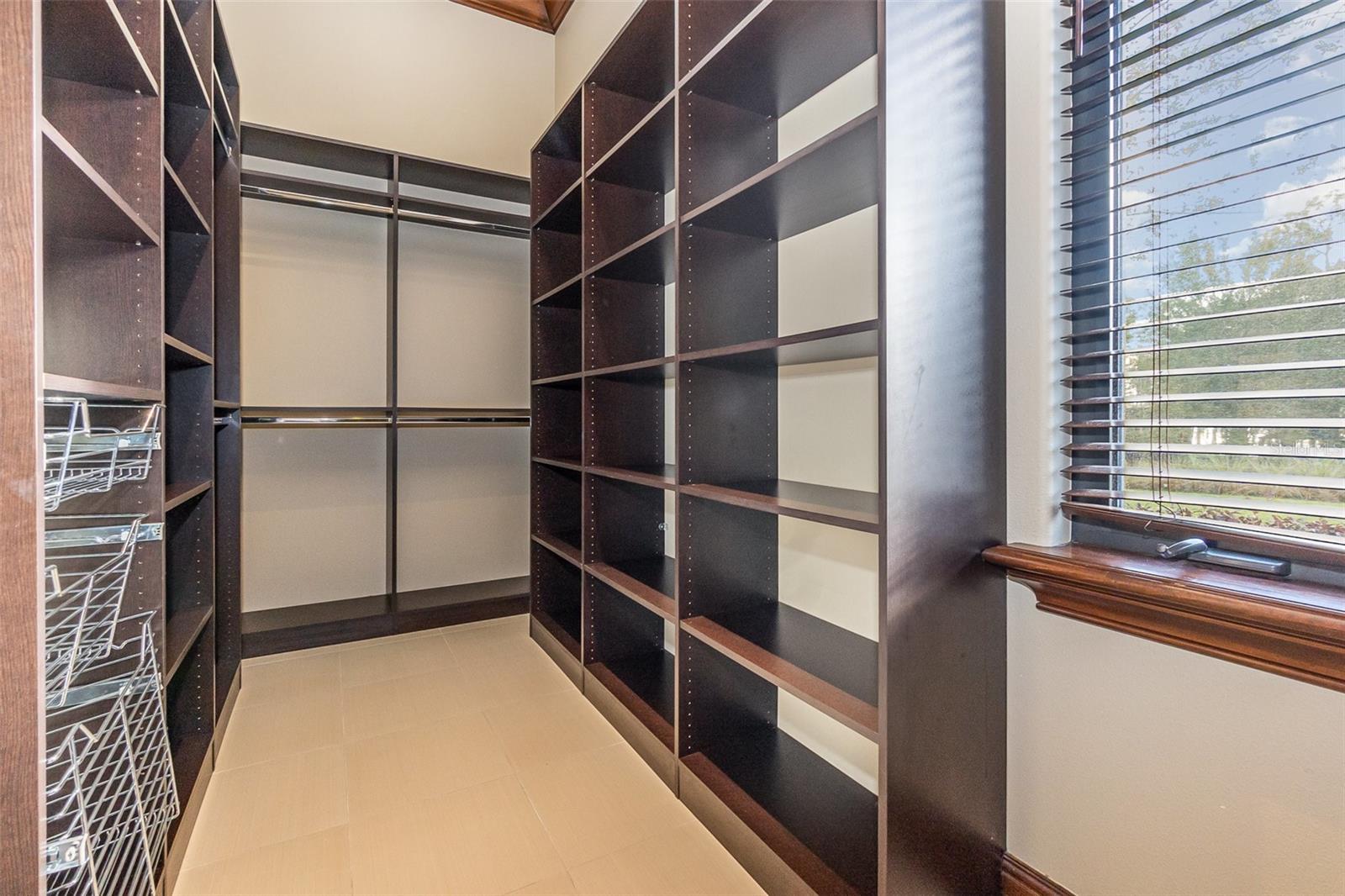 BELLANONA GRANDE ESTATES - Residential