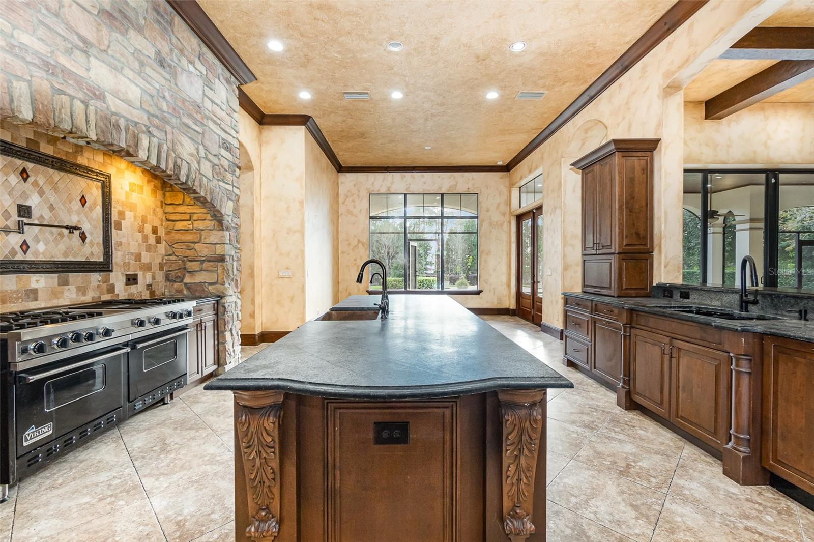 BELLANONA GRANDE ESTATES - Residential