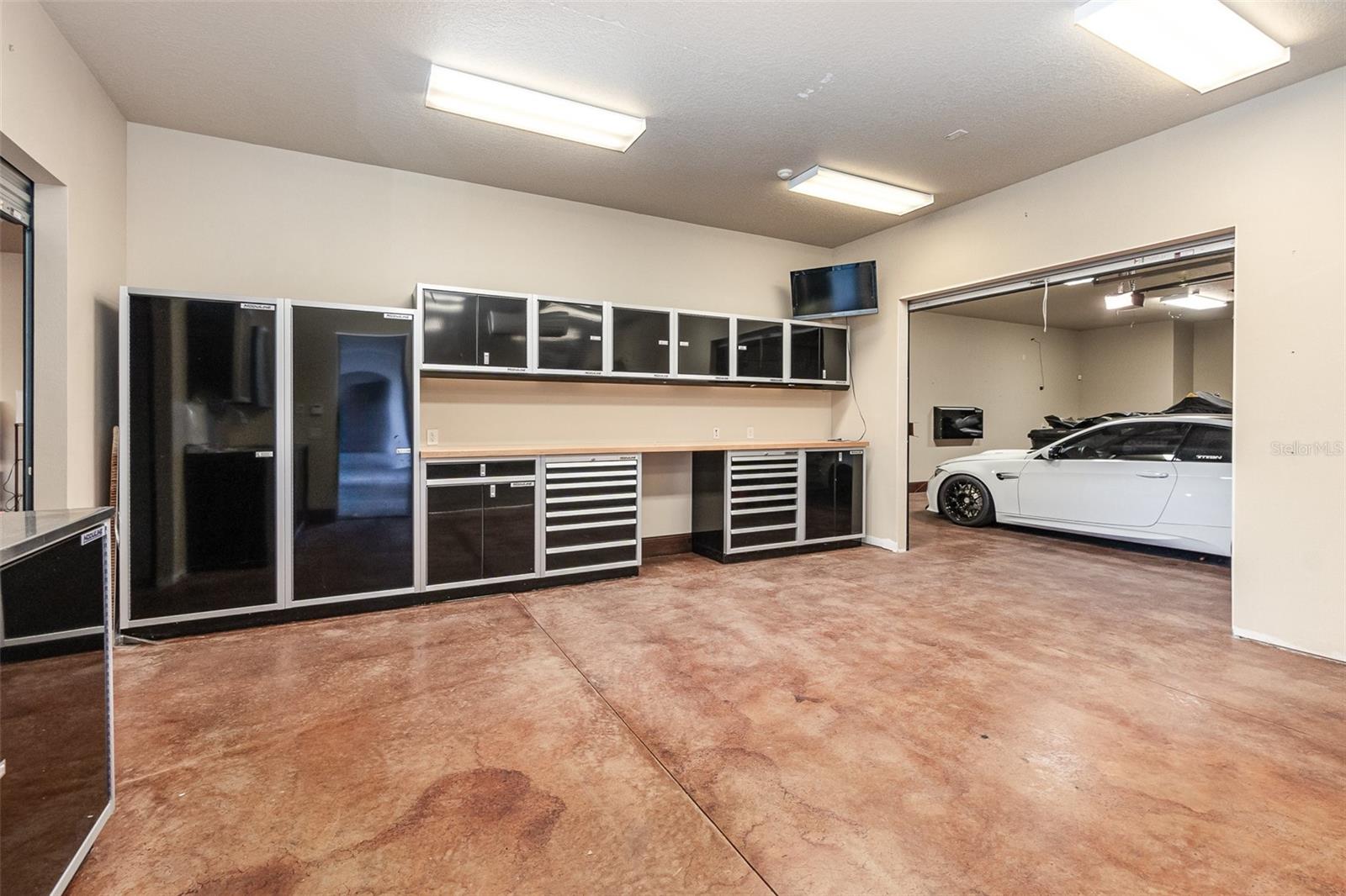 BELLANONA GRANDE ESTATES - Residential