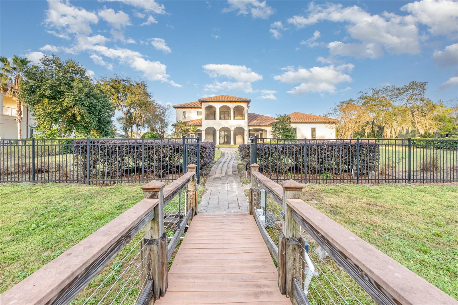 BELLANONA GRANDE ESTATES - Residential