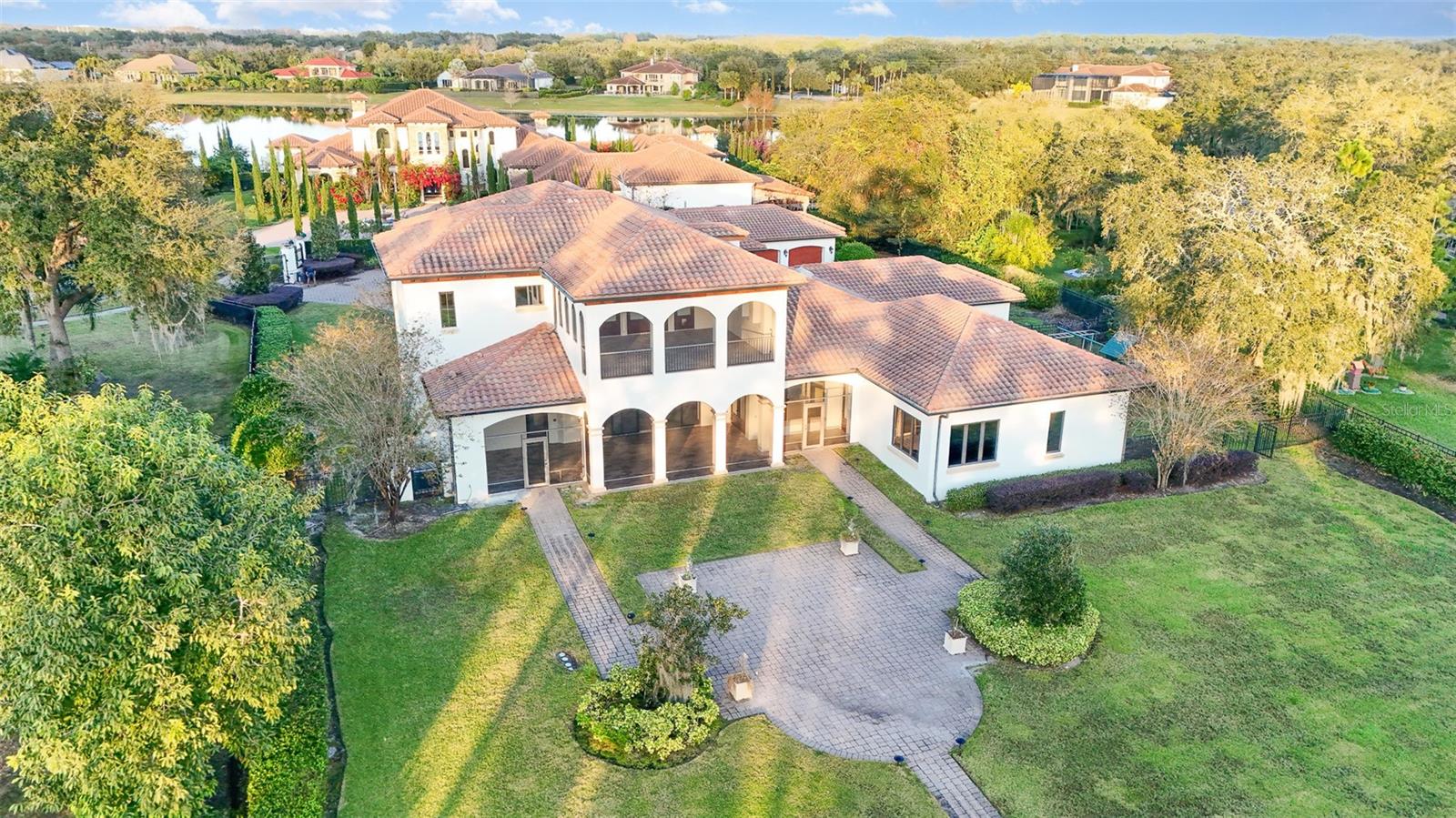 BELLANONA GRANDE ESTATES - Residential