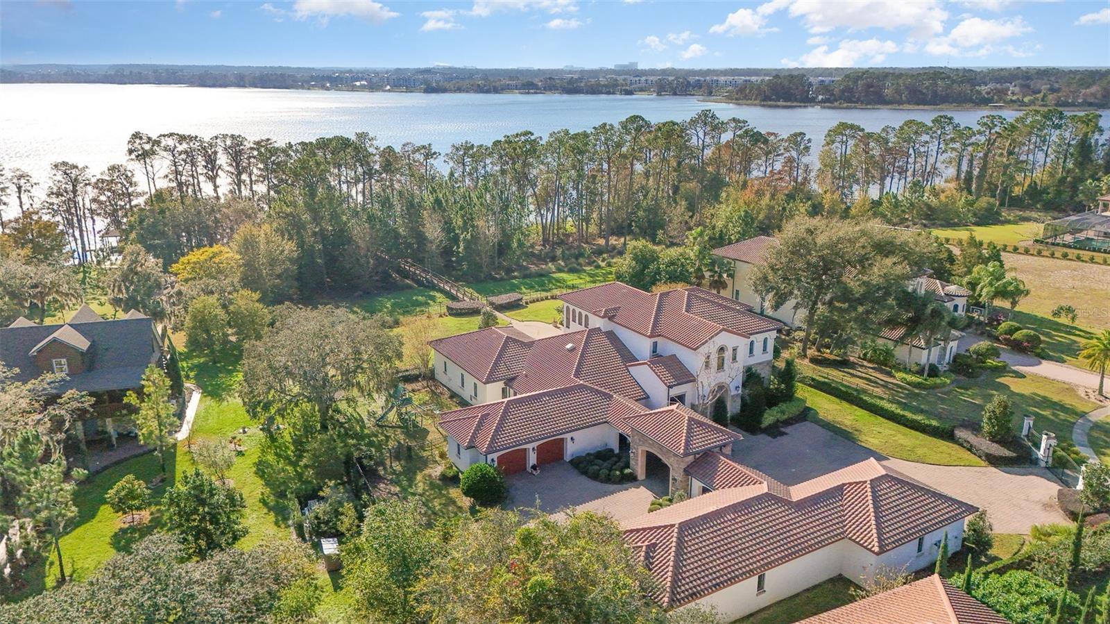 BELLANONA GRANDE ESTATES - Residential