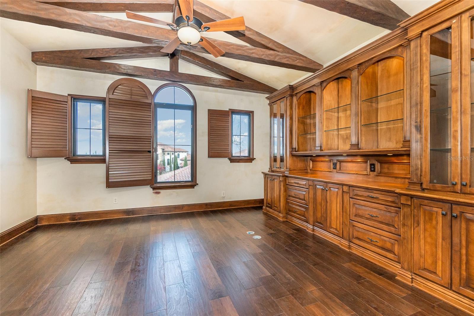 BELLANONA GRANDE ESTATES - Residential