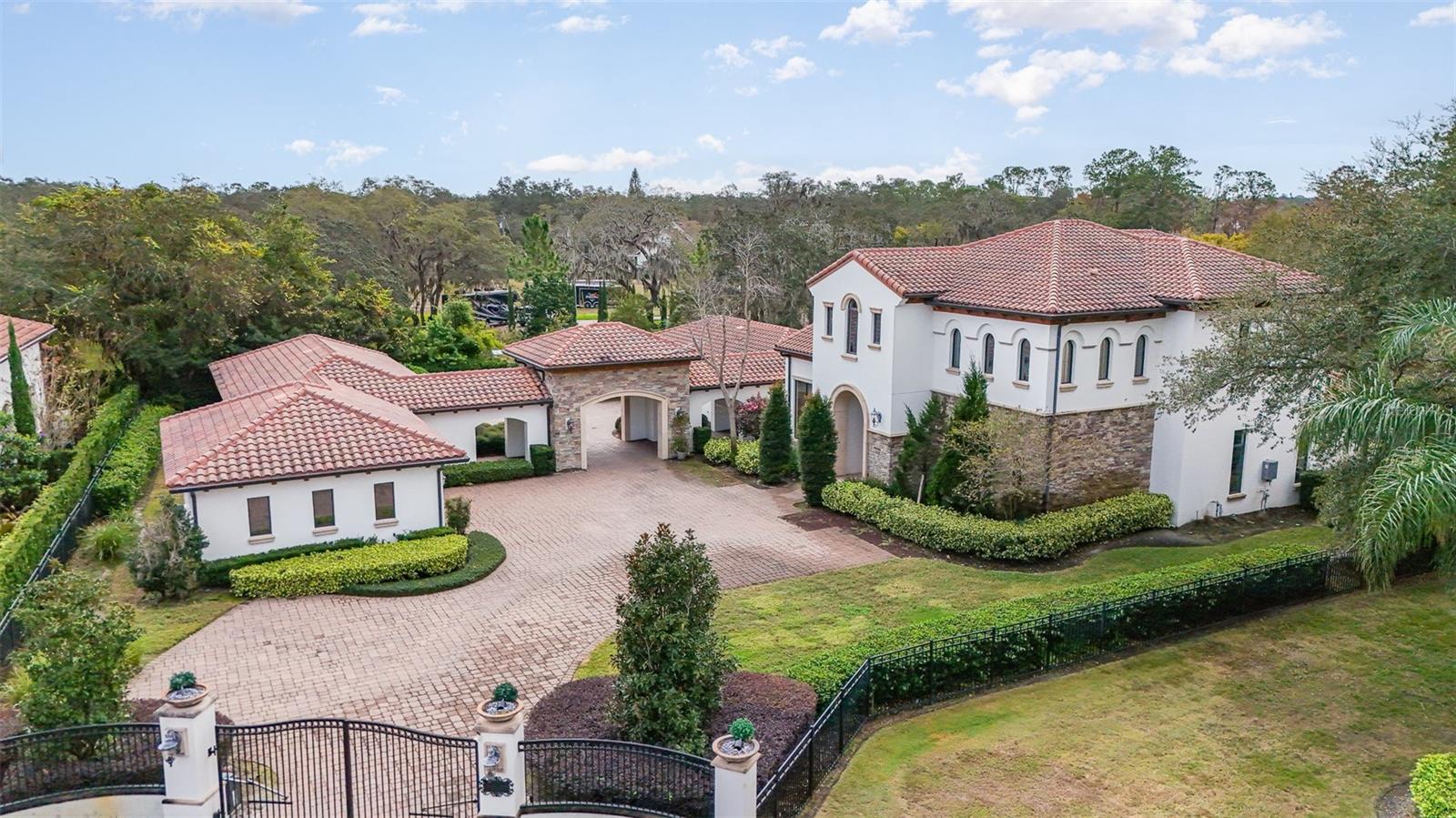 BELLANONA GRANDE ESTATES - Residential