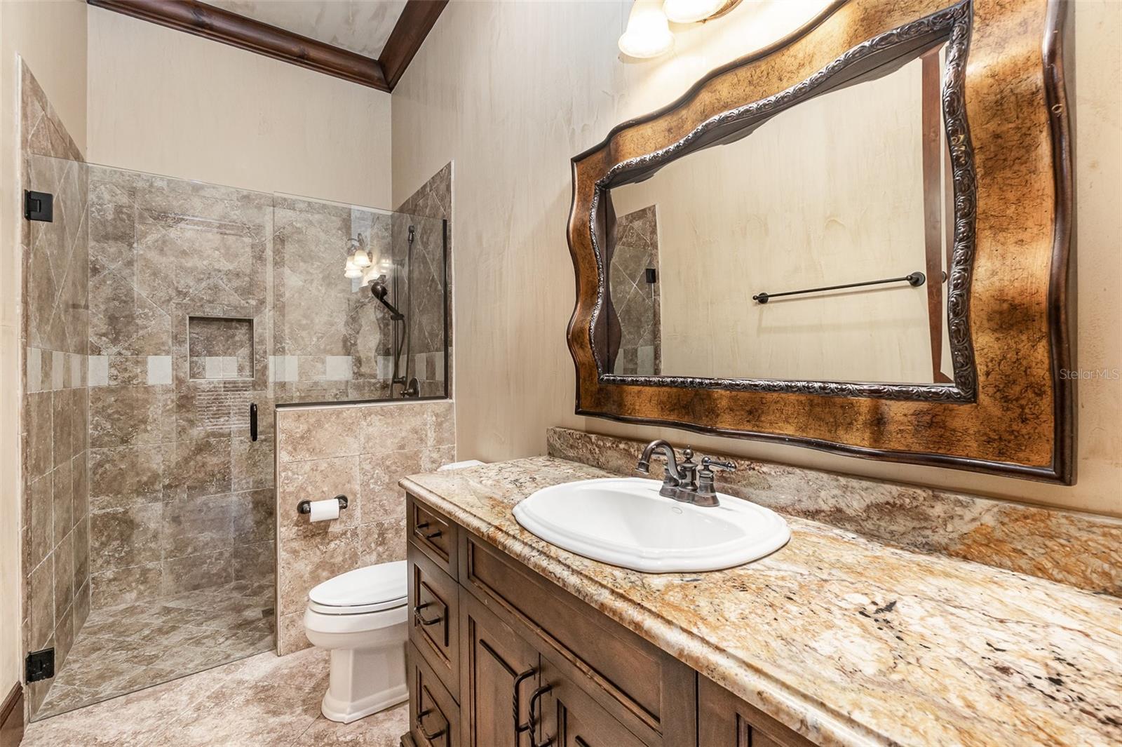 BELLANONA GRANDE ESTATES - Residential