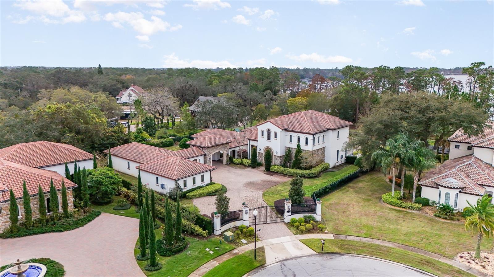 BELLANONA GRANDE ESTATES - Residential