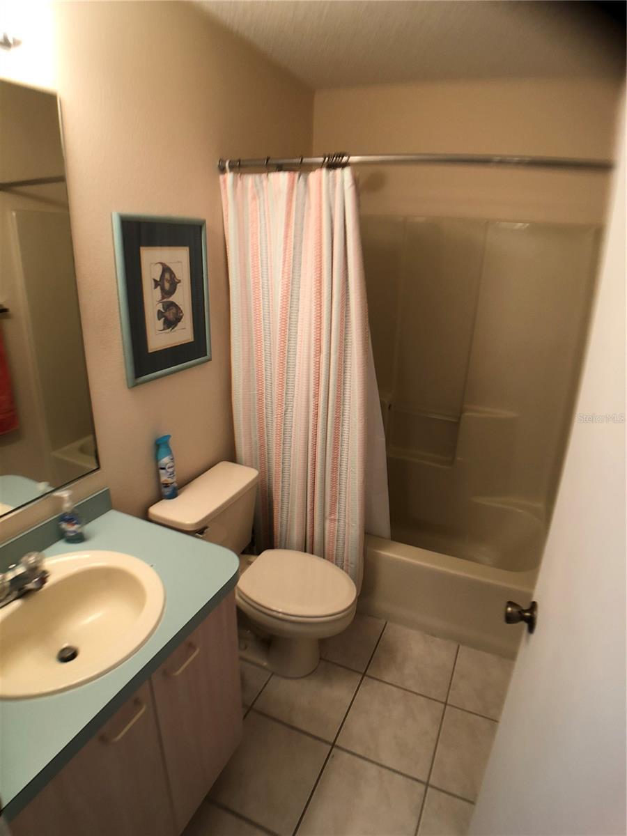 VILLAGES OF SUMTER - Residential Lease