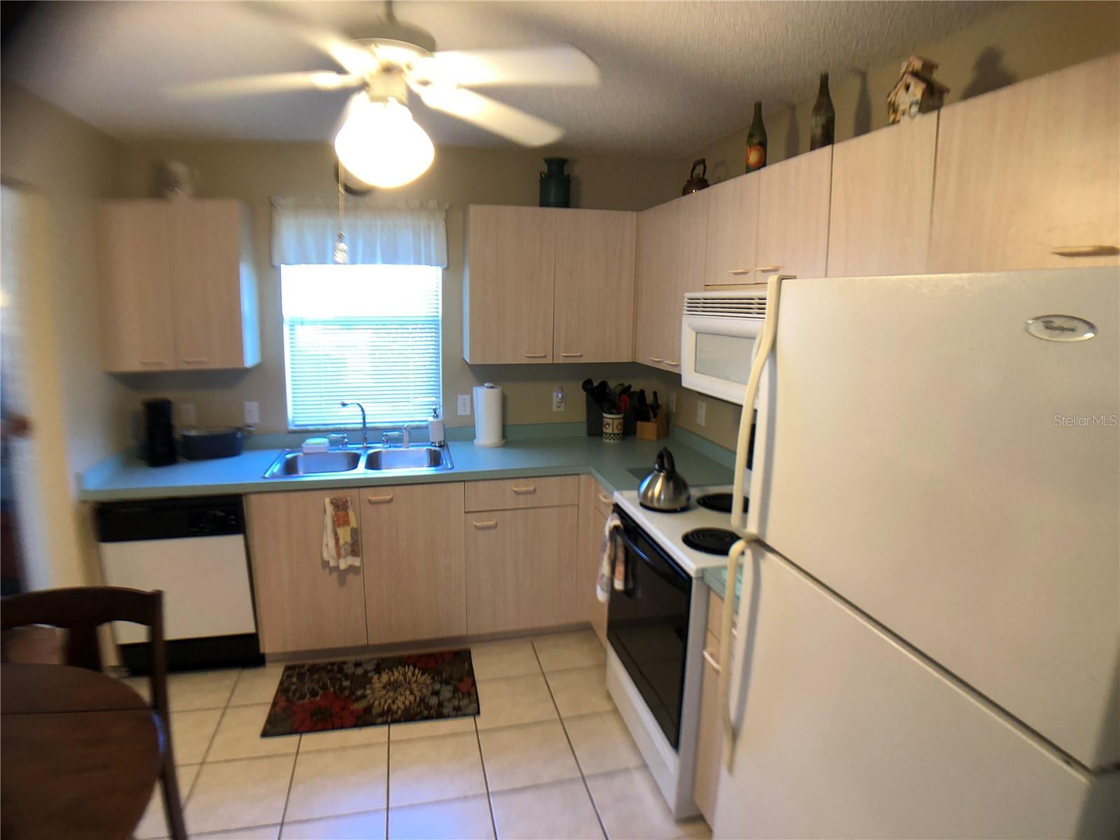VILLAGES OF SUMTER - Residential Lease
