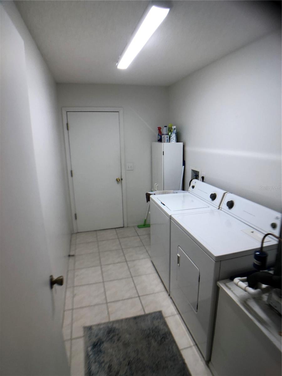 VILLAGES OF SUMTER - Residential Lease