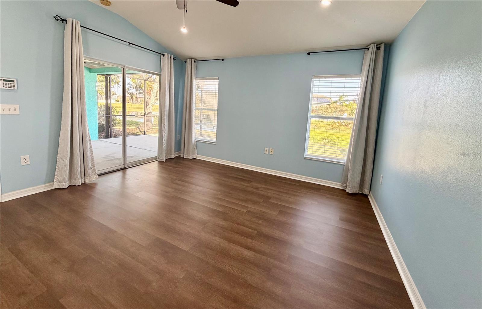 OAK CREEK PH 01 - Residential