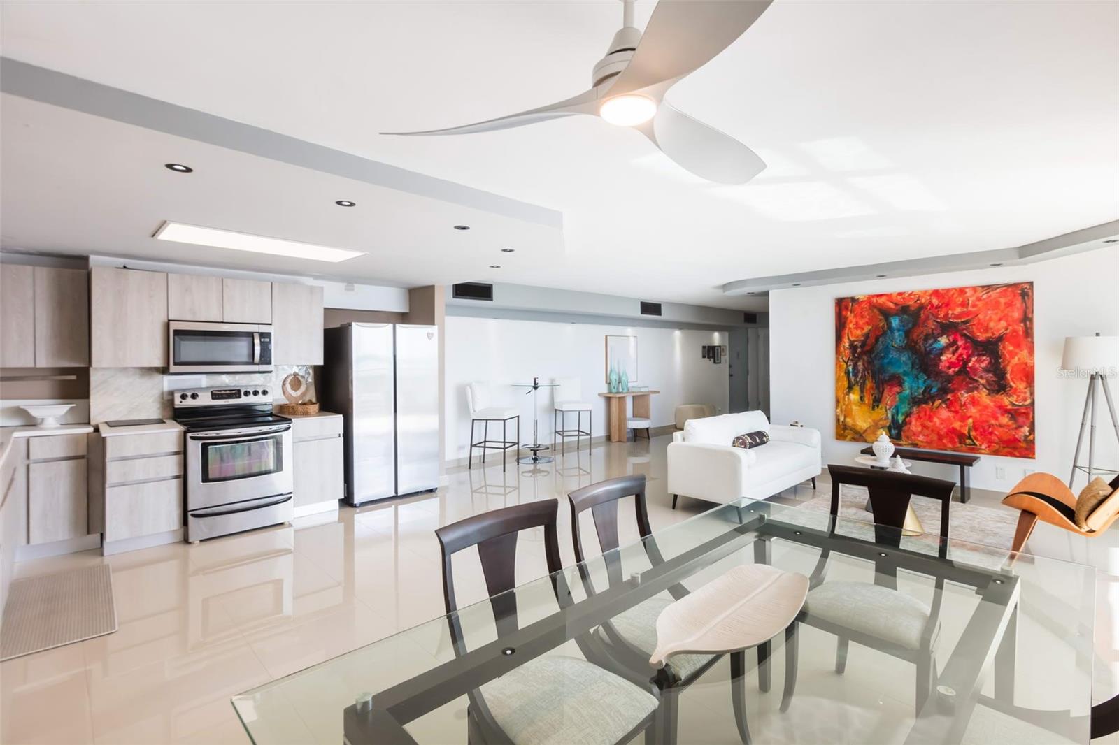 COBIAN'S PLAZA - Residential