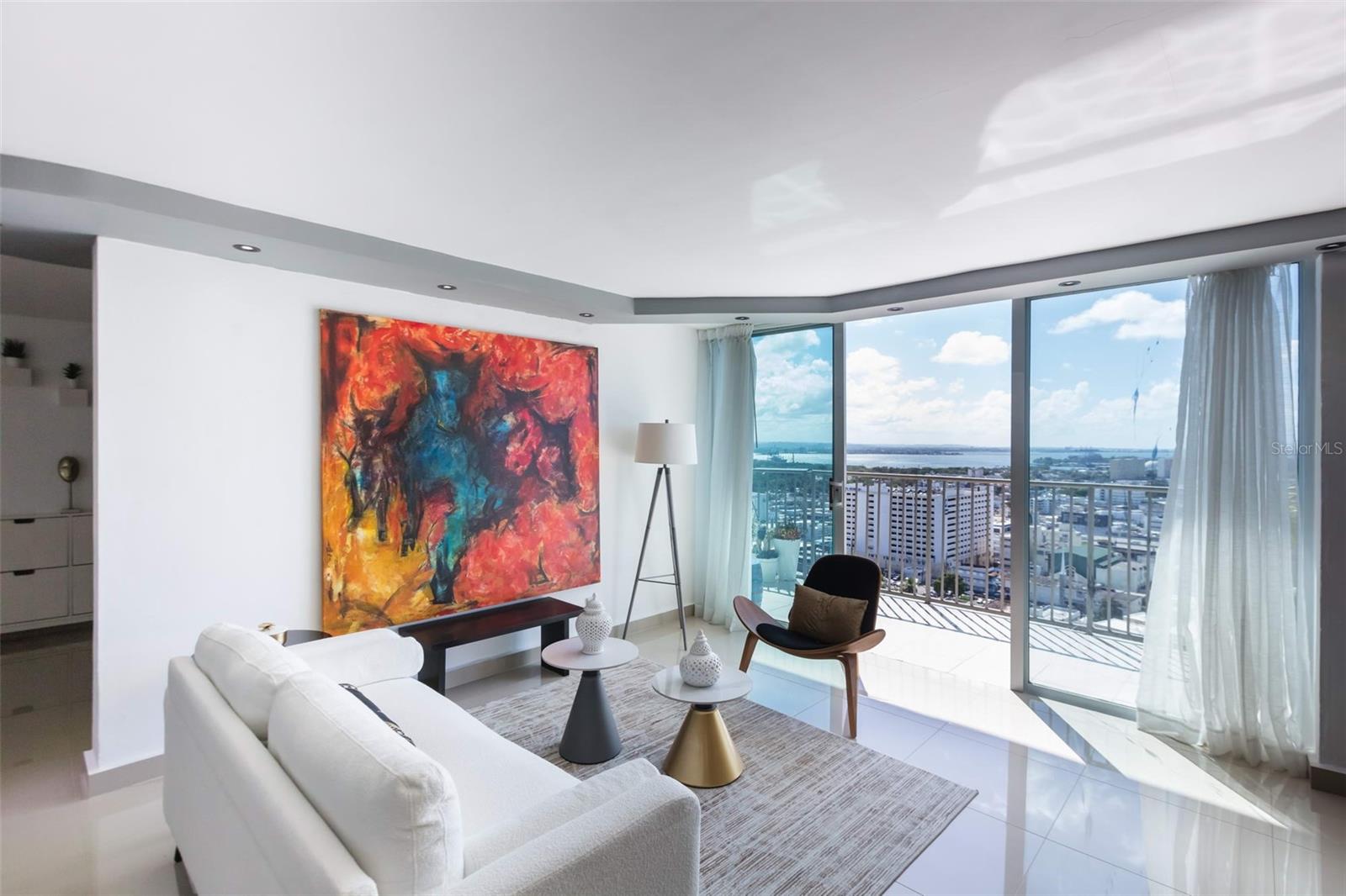 COBIAN'S PLAZA - Residential