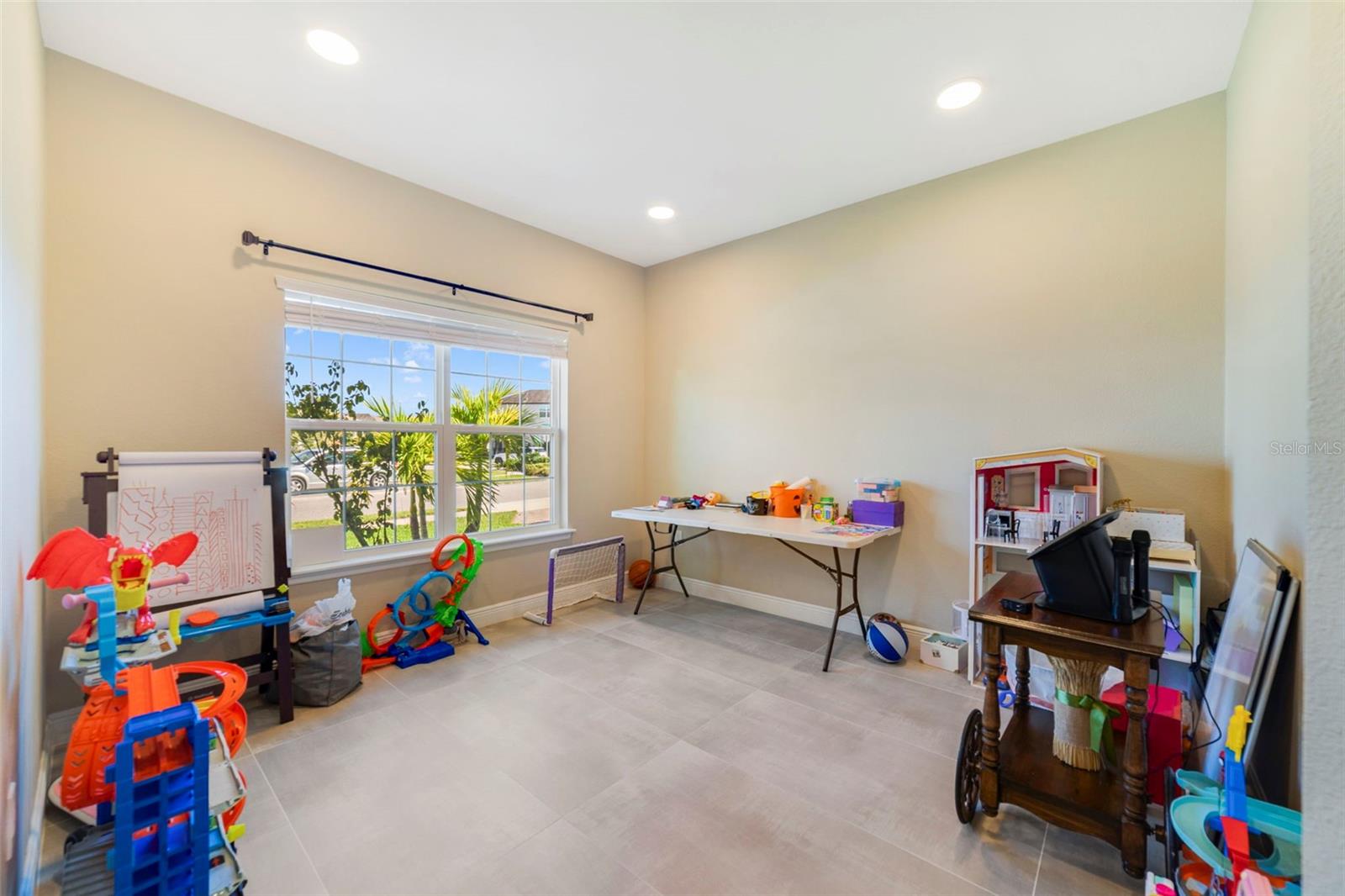 OAKLAND TRLS PH 2 - Residential