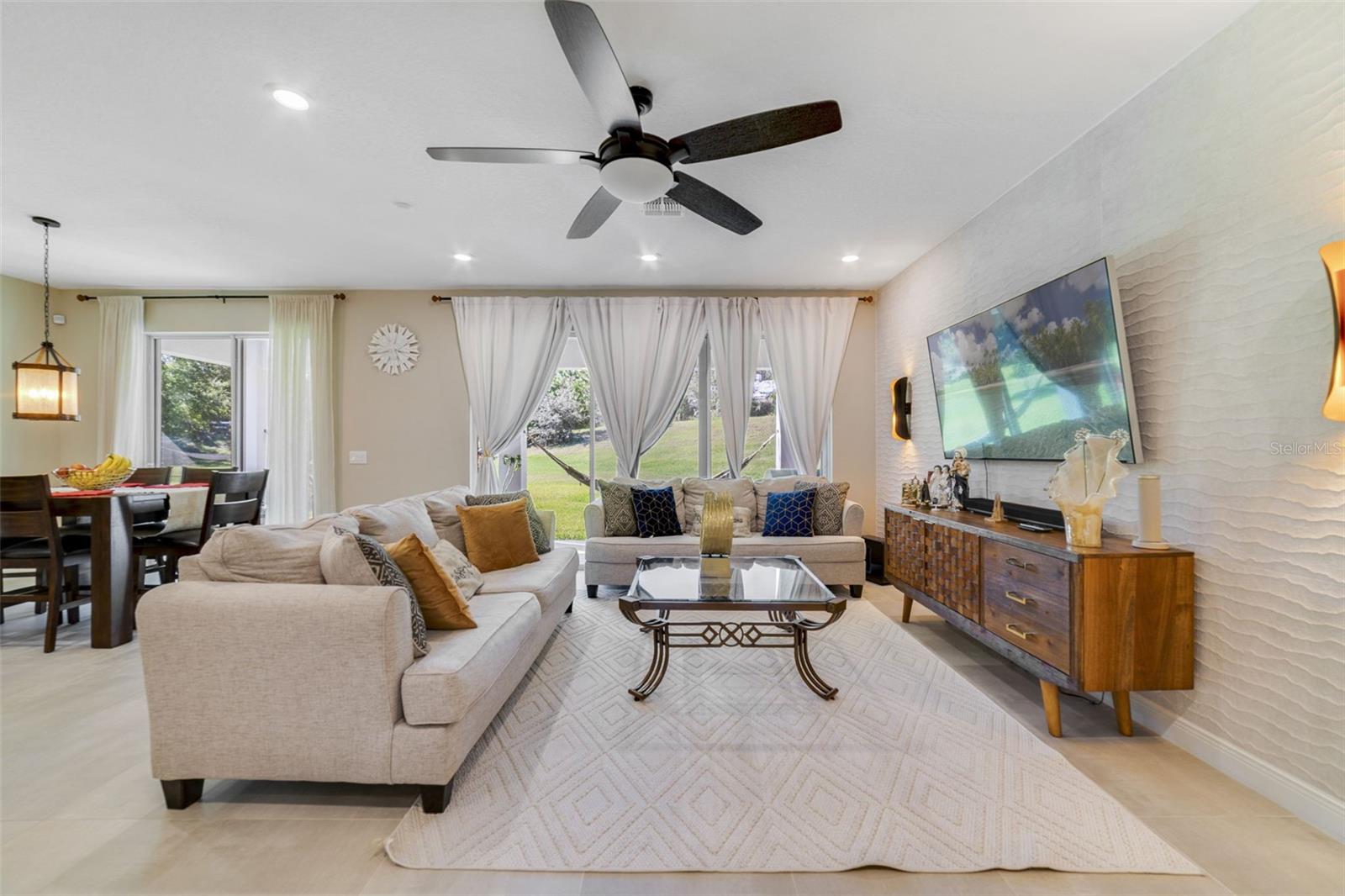 OAKLAND TRLS PH 2 - Residential