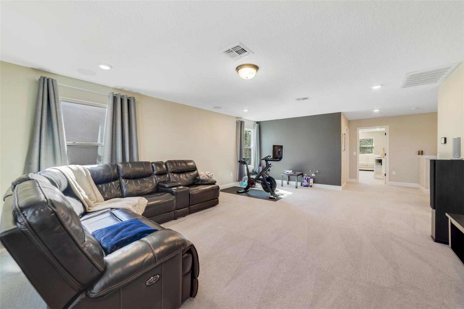 OAKLAND TRLS PH 2 - Residential