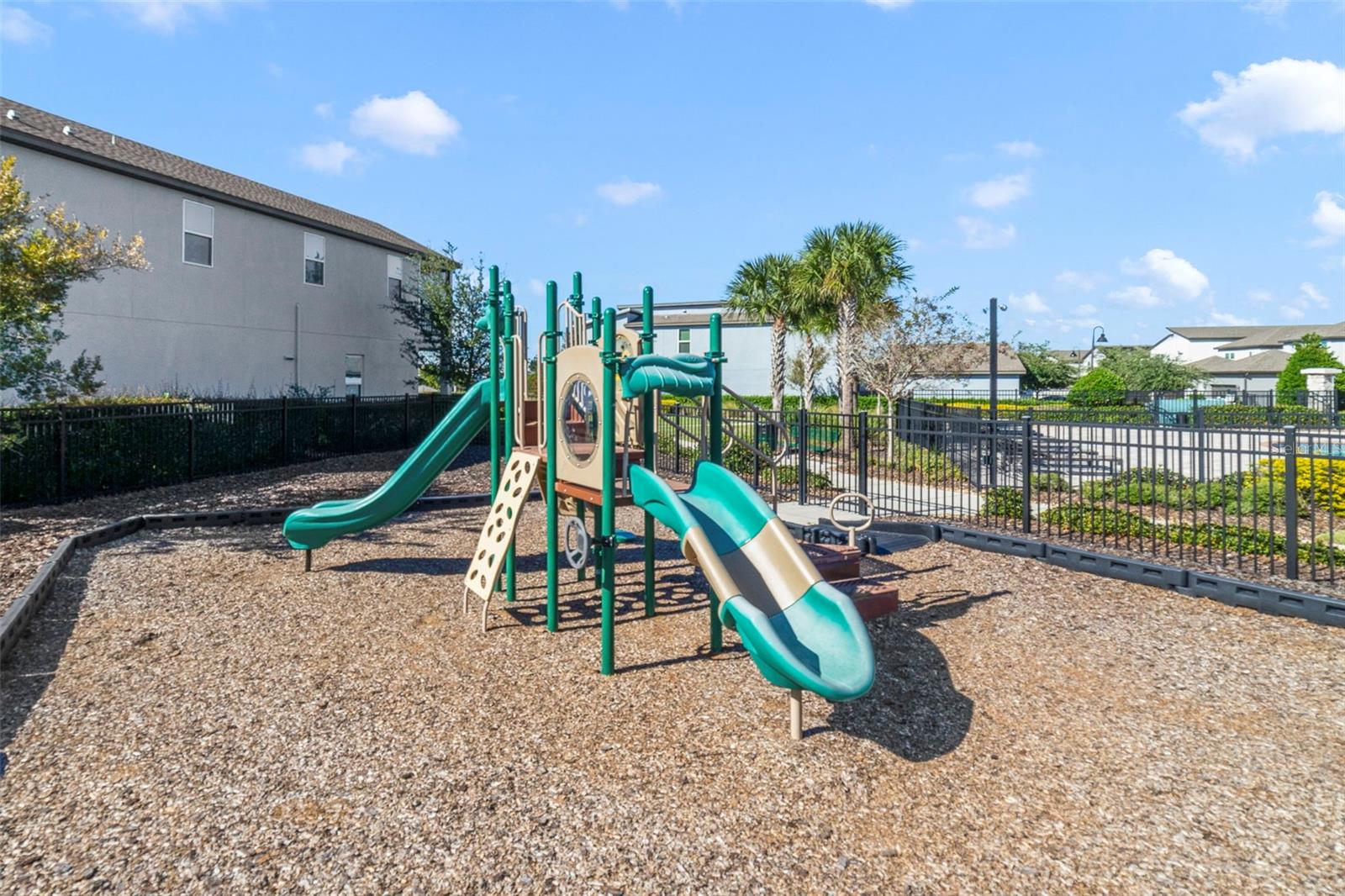 OAKLAND TRLS PH 2 - Residential