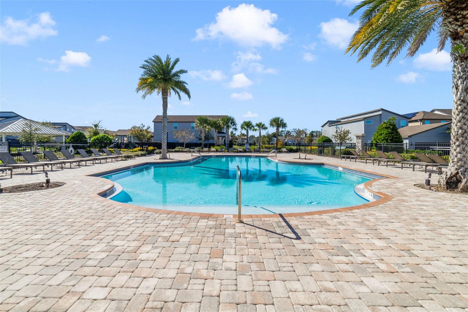 OAKLAND TRLS PH 2 - Residential