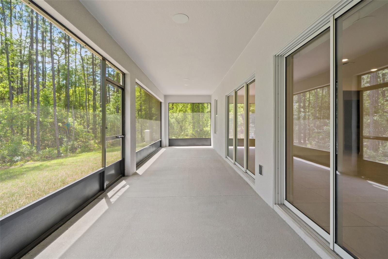 ROYAL HIGHLANDS - Residential