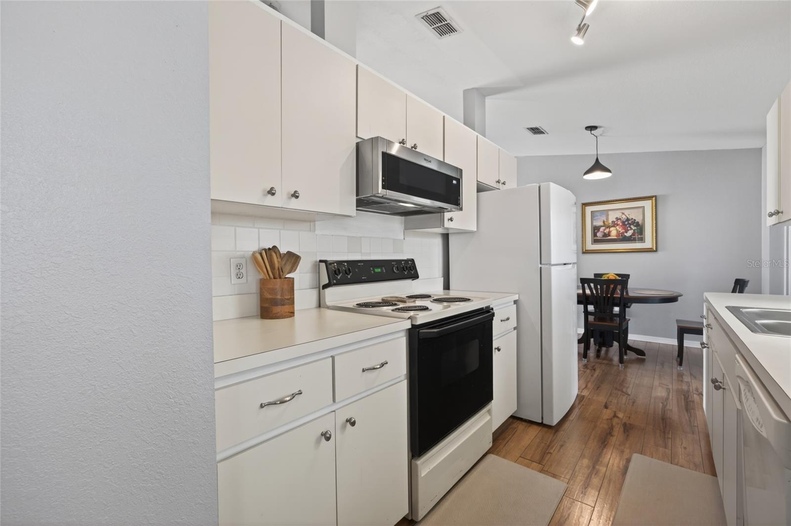 CHERRYWOOD ESTATE - Residential