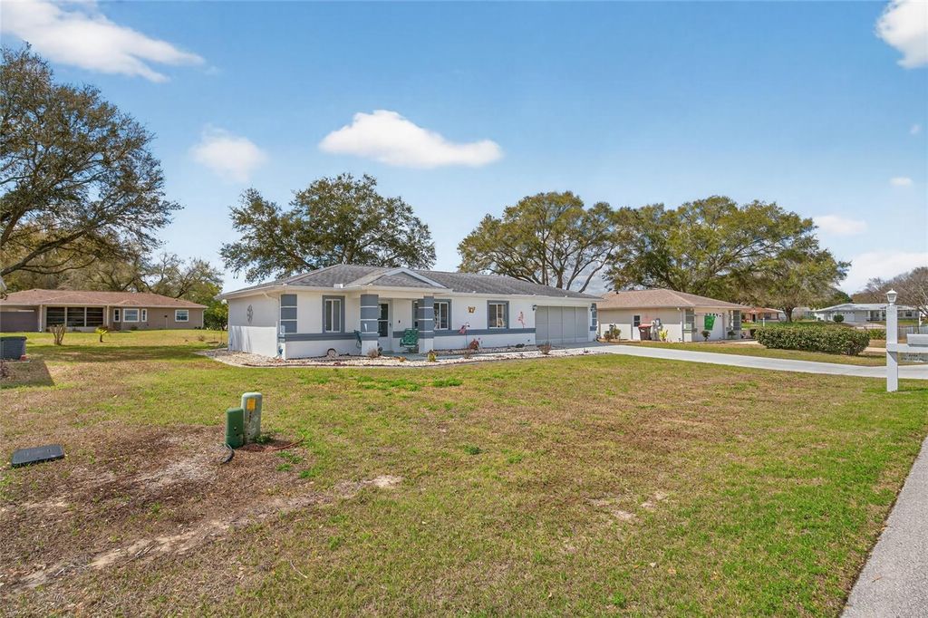 Photo of 6196 SW 101st Place, Ocala, FL 34476 (MLS # OM719965)