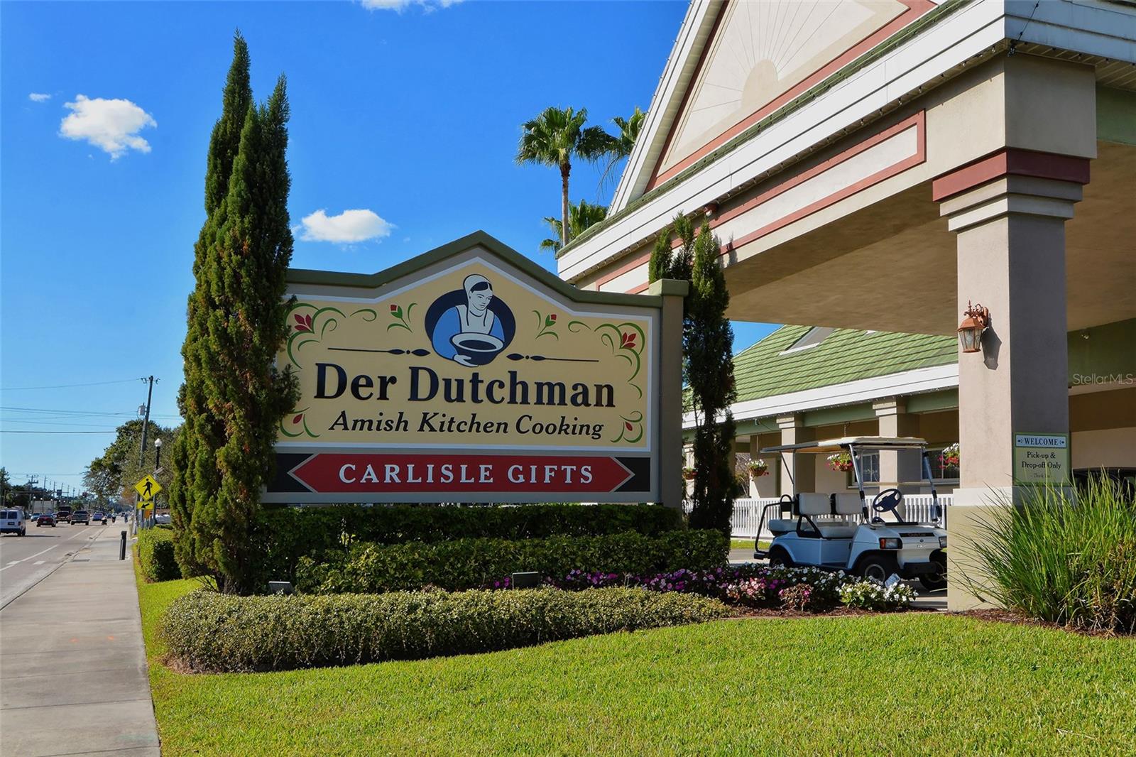 VILLAGE GREEN FOREST LAKE 14 - Residential