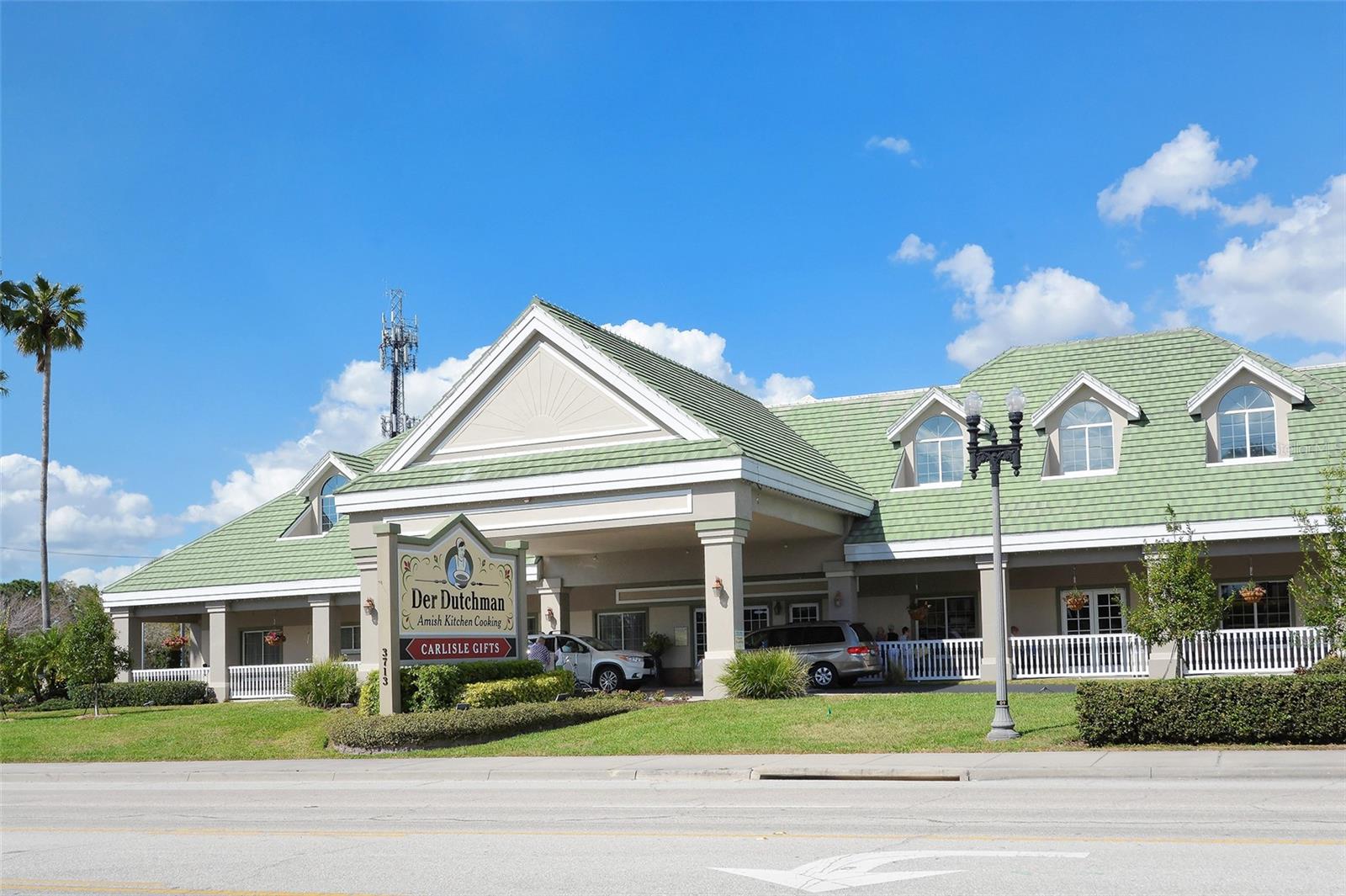 VILLAGE GREEN FOREST LAKE 14 - Residential