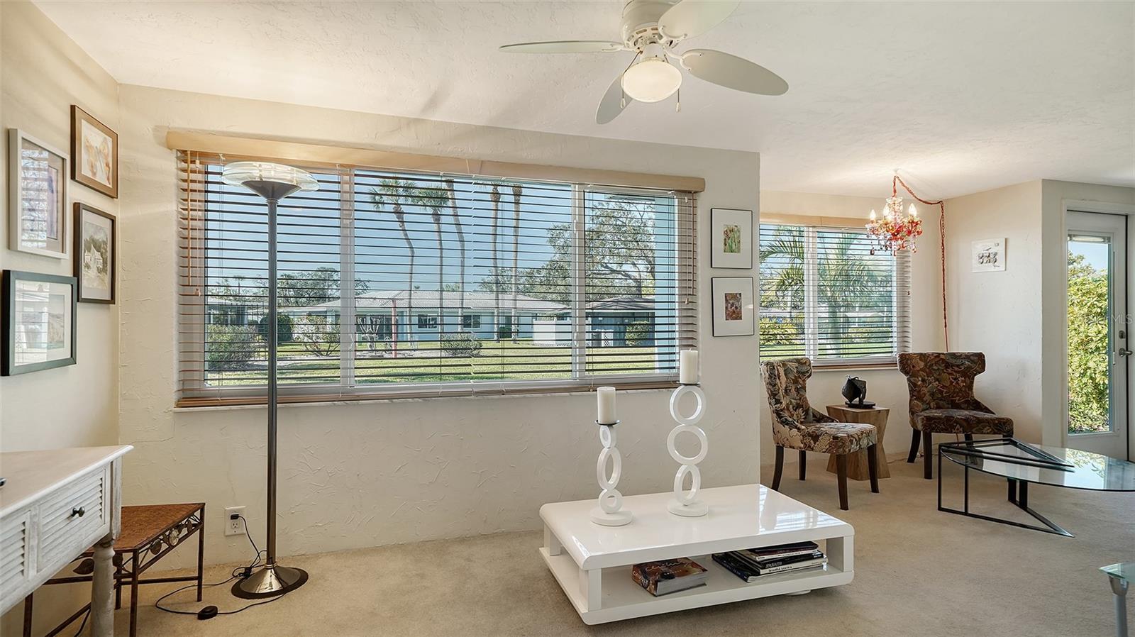 VILLAGE GREEN FOREST LAKE 14 - Residential