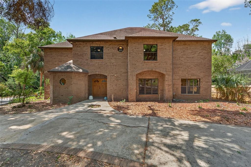 Photo of 902 River Rapids Avenue, Brandon, FL 33511 (MLS # TB8491110)