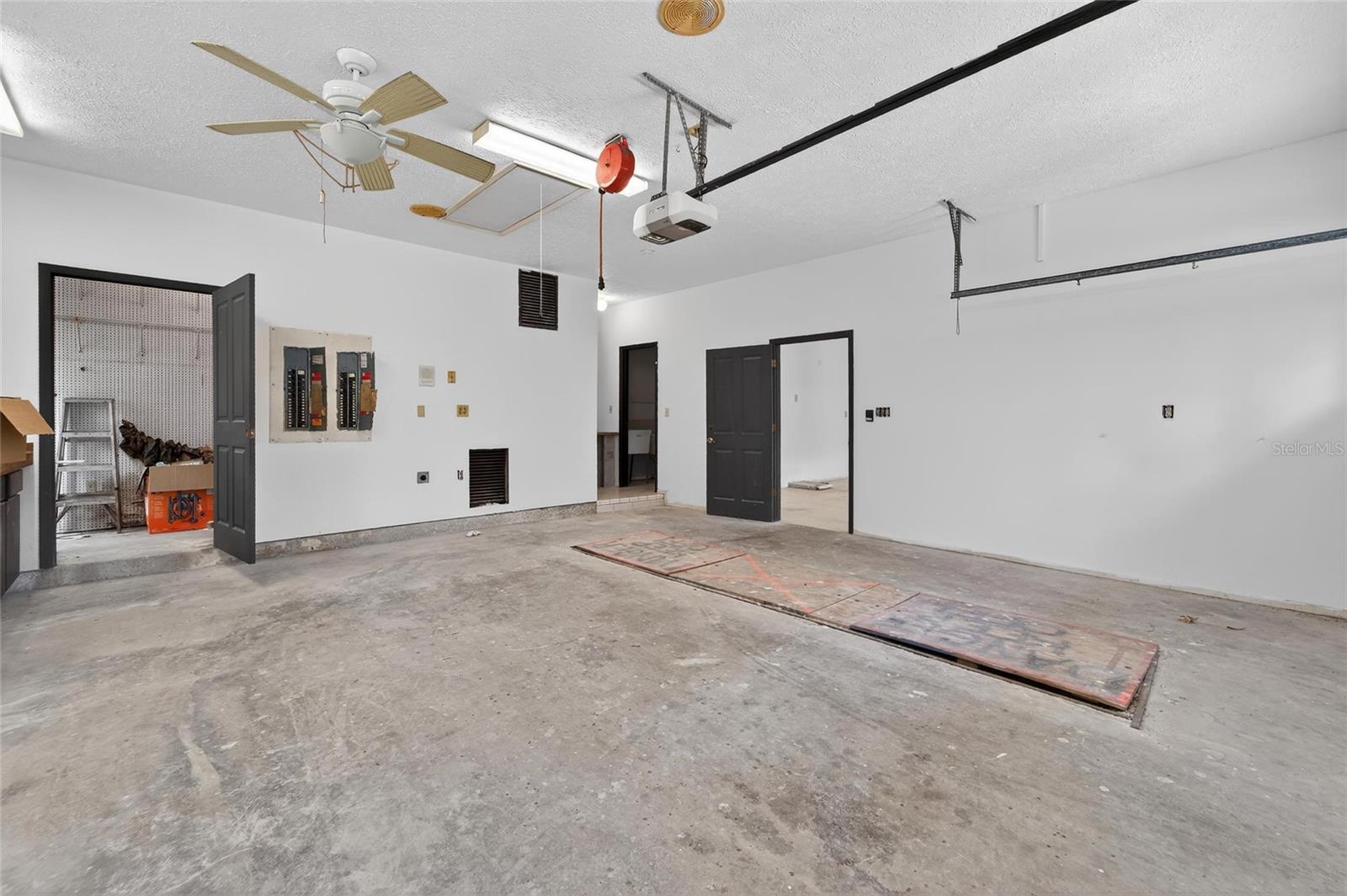 RIVER RAPIDS SUB - Residential