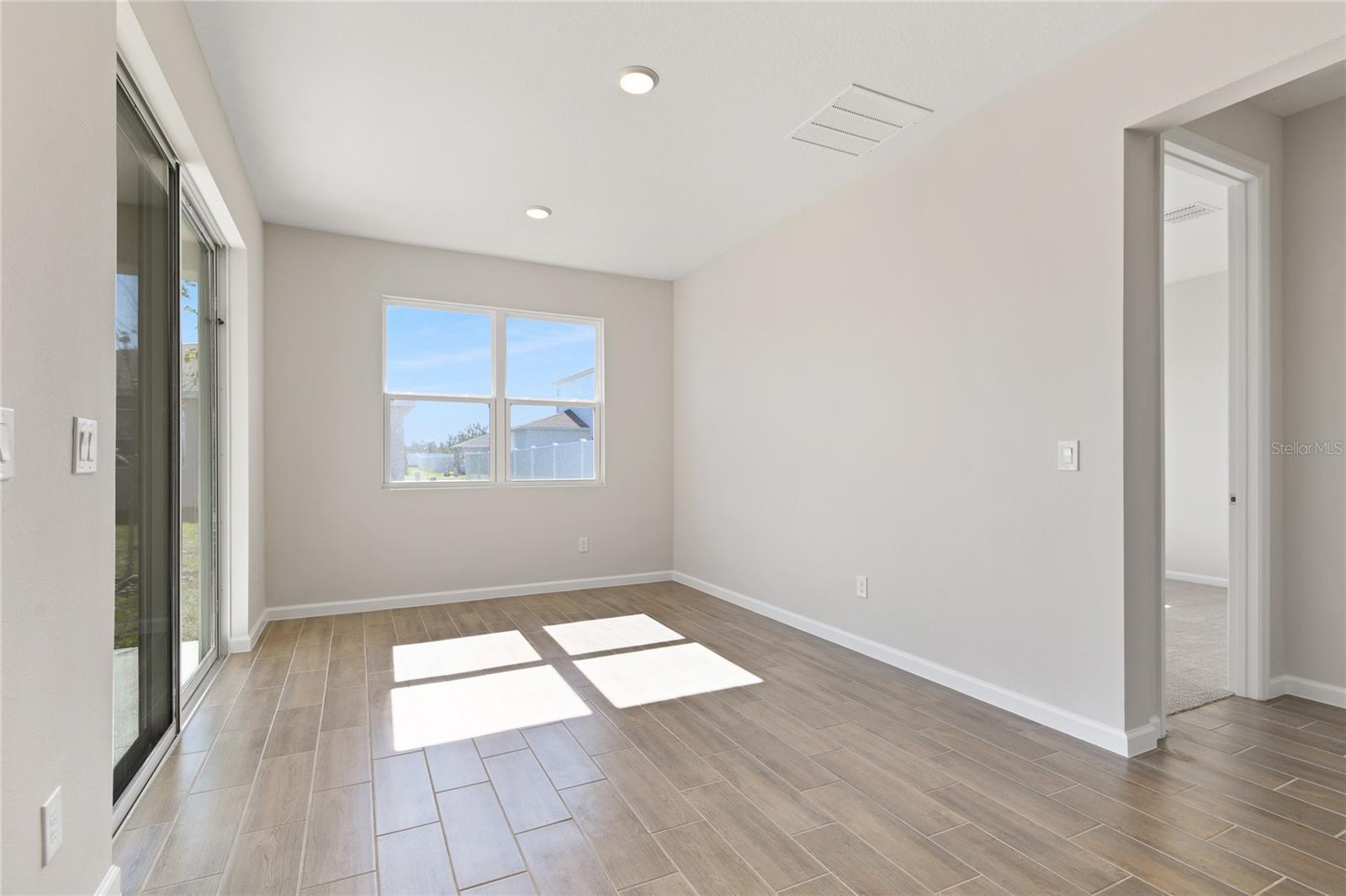 4256 SAWTOOTH COURT