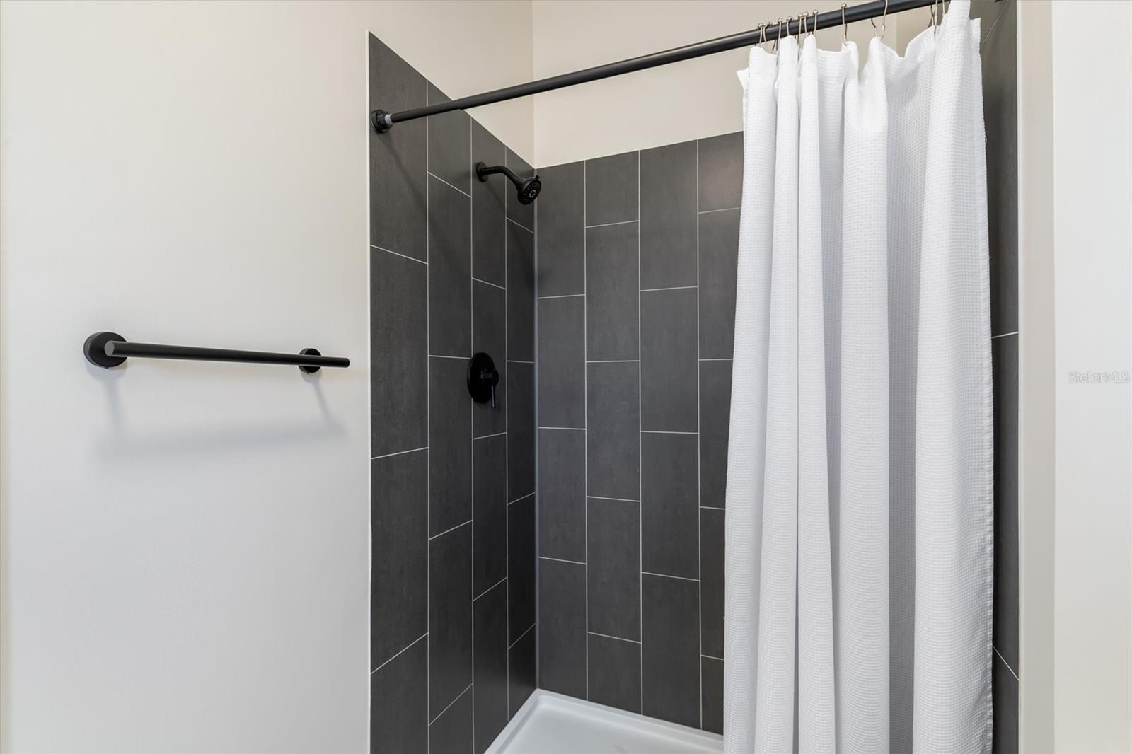 SANDALHAVEN ESTATES PH 02 - Residential