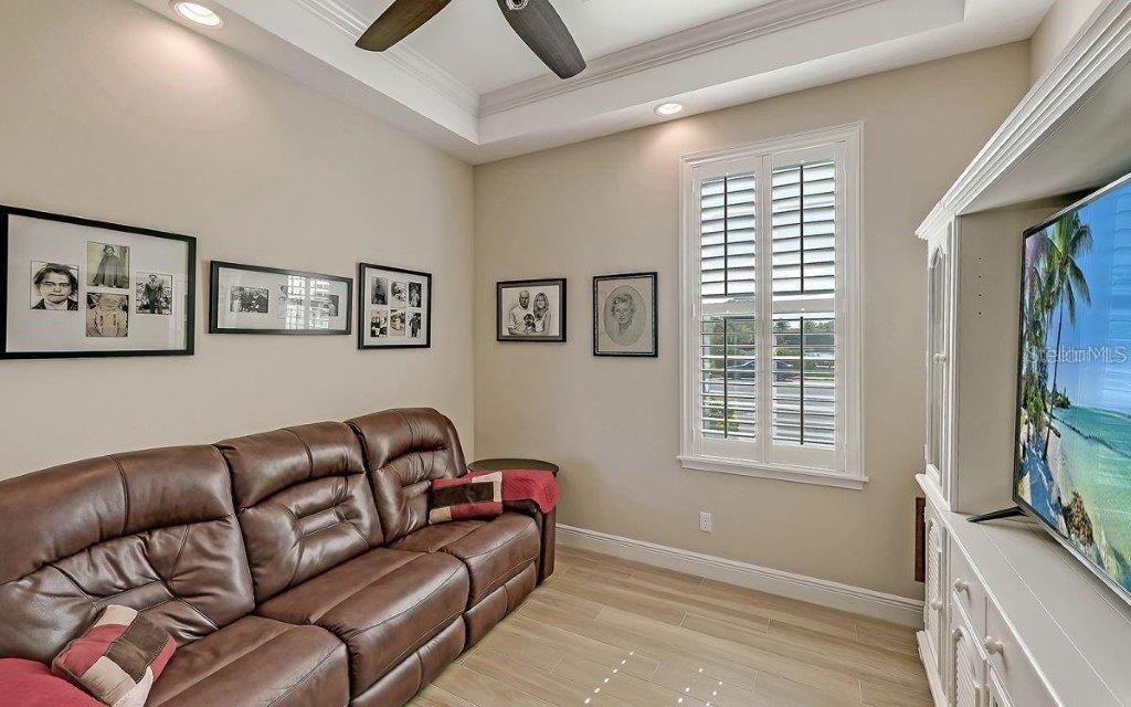 BAYSIDE - Residential