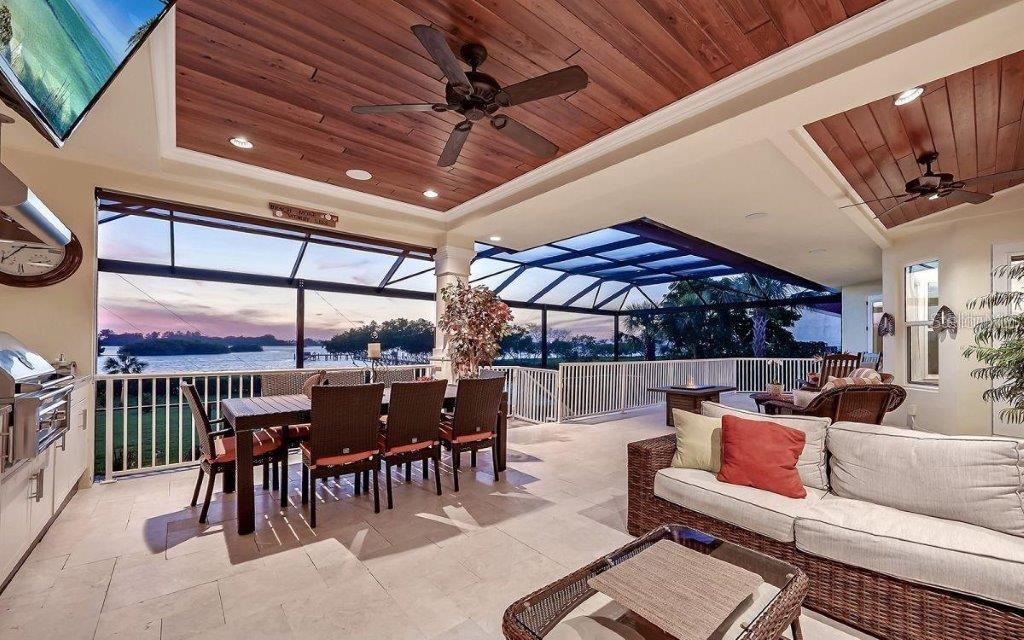 BAYSIDE - Residential