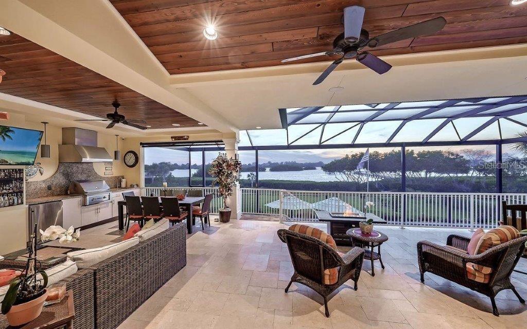 BAYSIDE - Residential