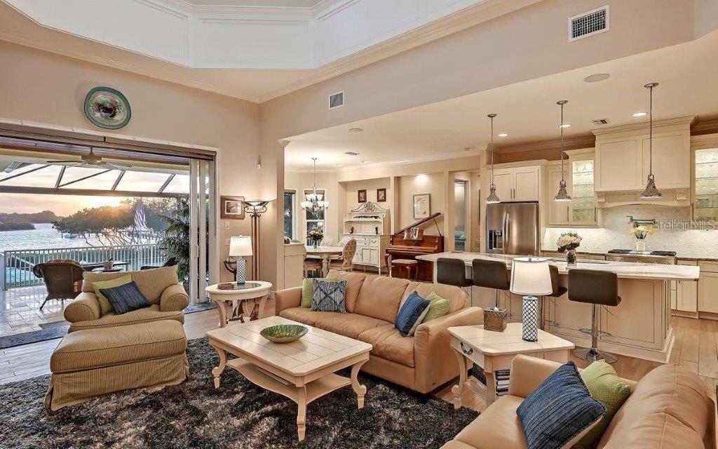 BAYSIDE - Residential