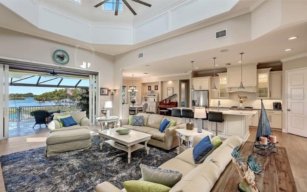 BAYSIDE - Residential