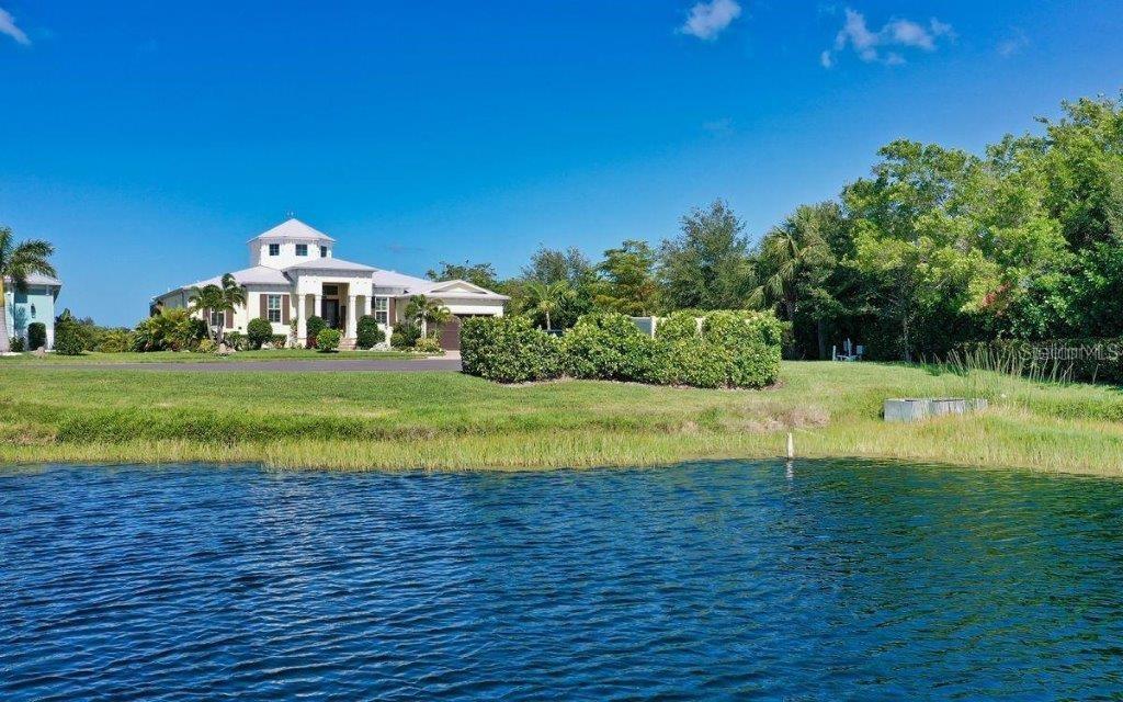 BAYSIDE - Residential