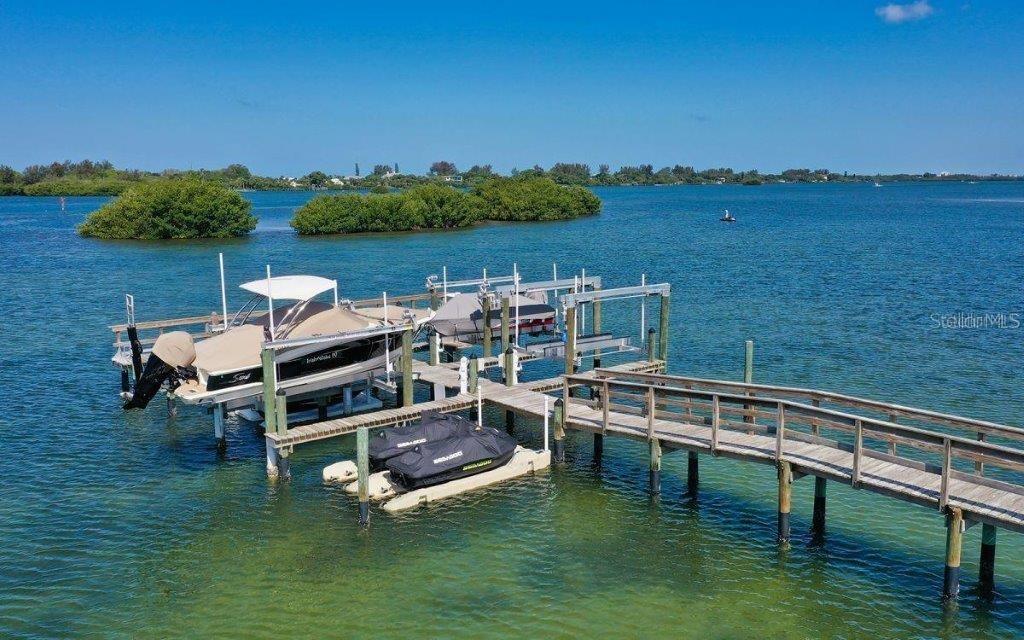 BAYSIDE - Residential