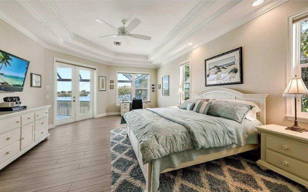 BAYSIDE - Residential