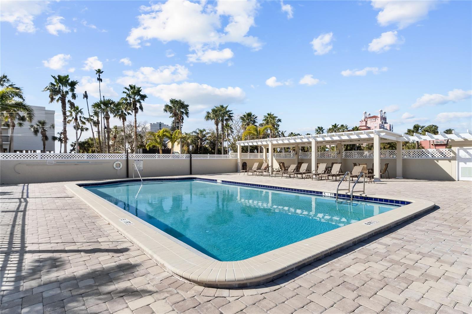 MARINA BAY OF ST PETERSBURG BEACH - Residential