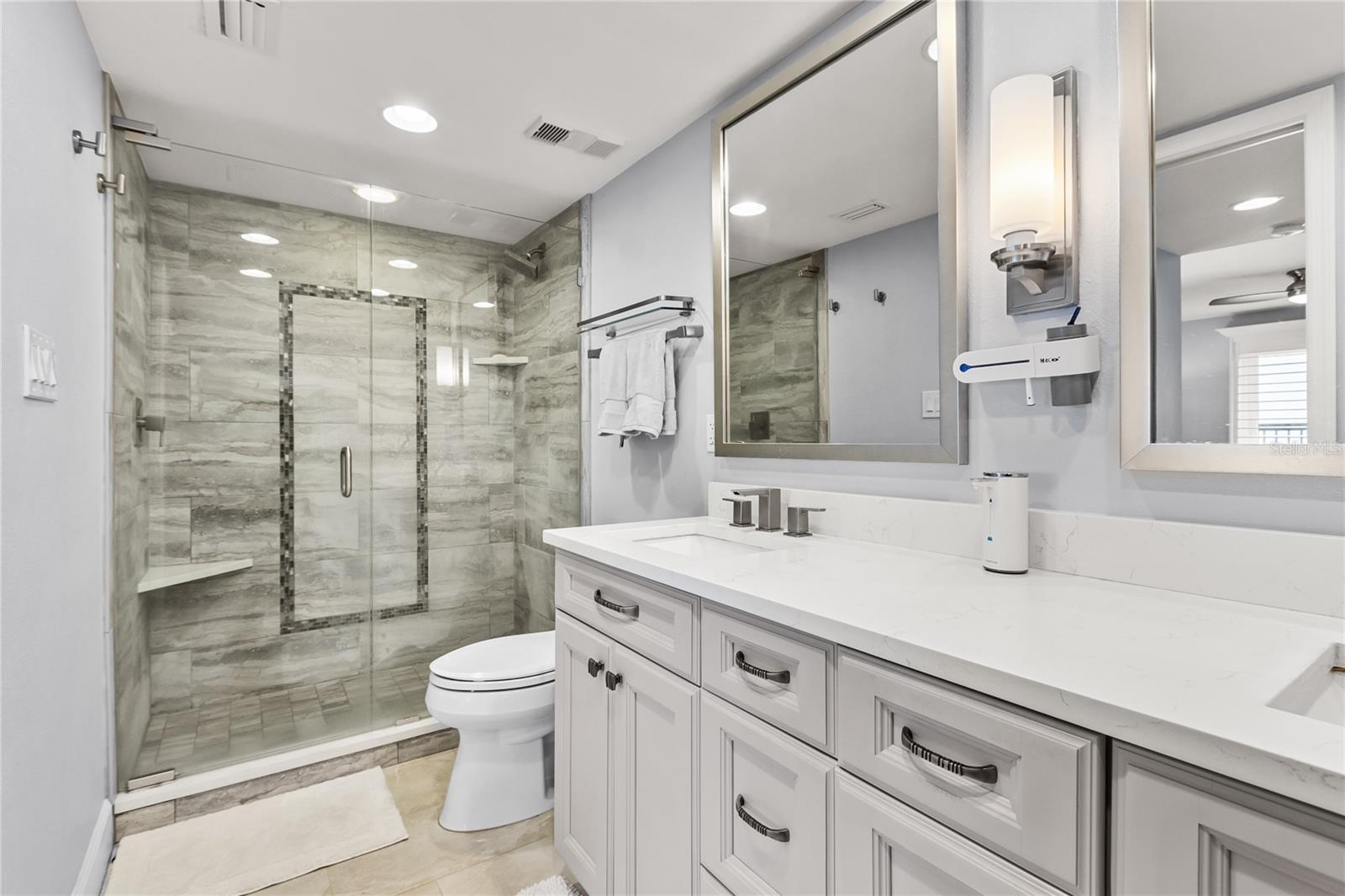 MARINA BAY OF ST PETERSBURG BEACH - Residential