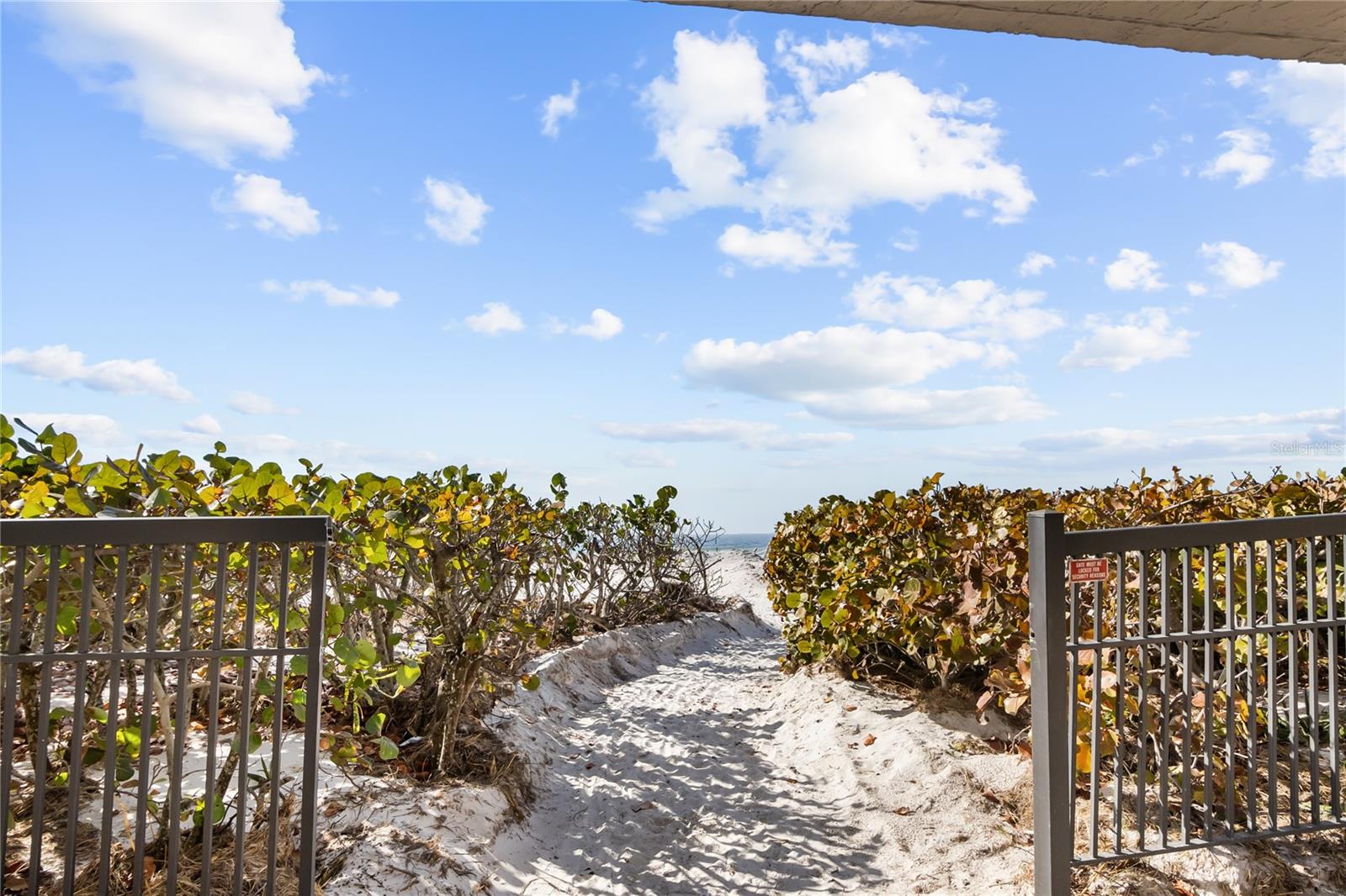 MARINA BAY OF ST PETERSBURG BEACH - Residential