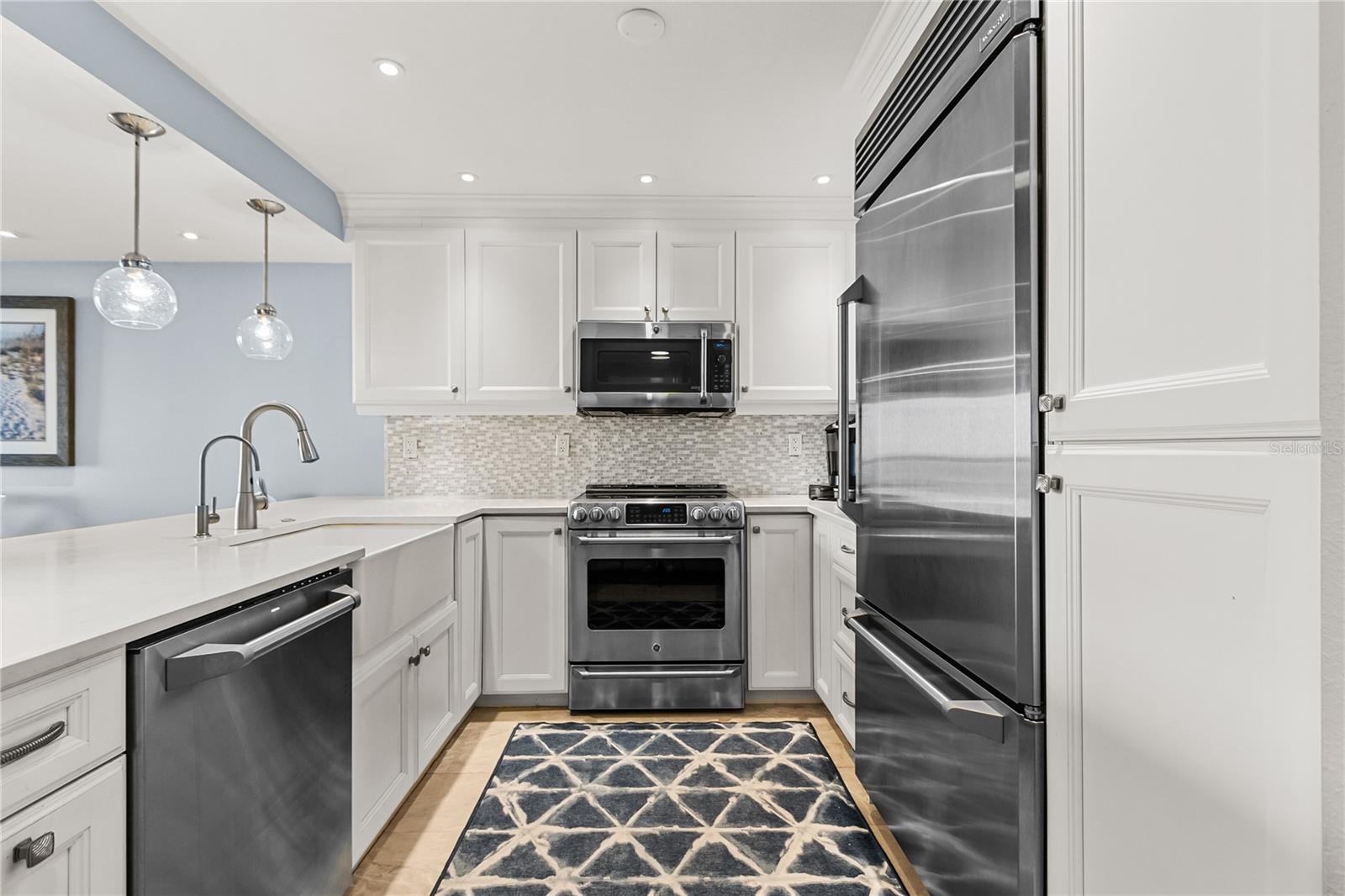 MARINA BAY OF ST PETERSBURG BEACH - Residential