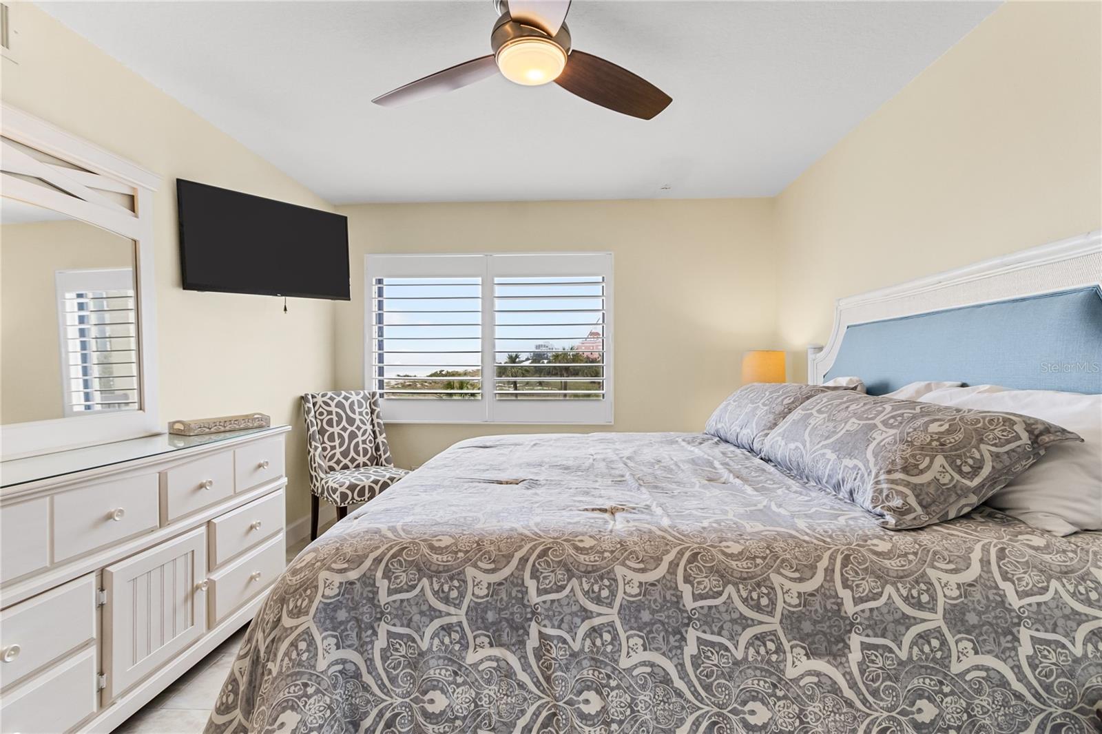 MARINA BAY OF ST PETERSBURG BEACH - Residential