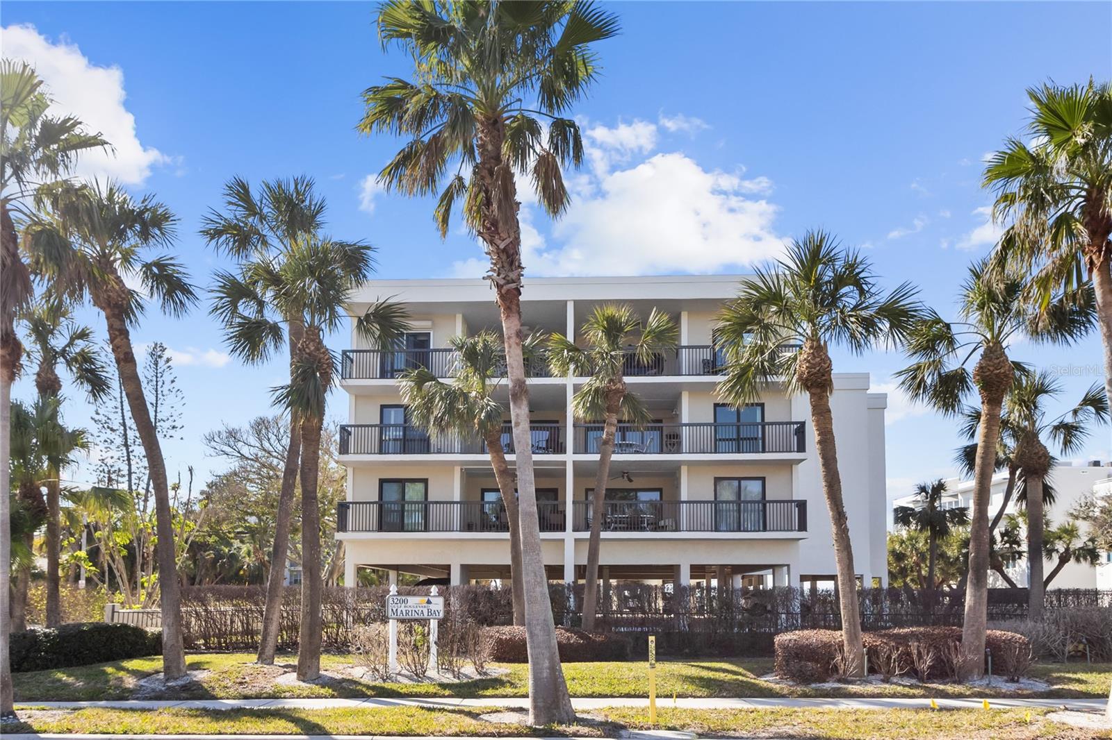 MARINA BAY OF ST PETERSBURG BEACH - Residential