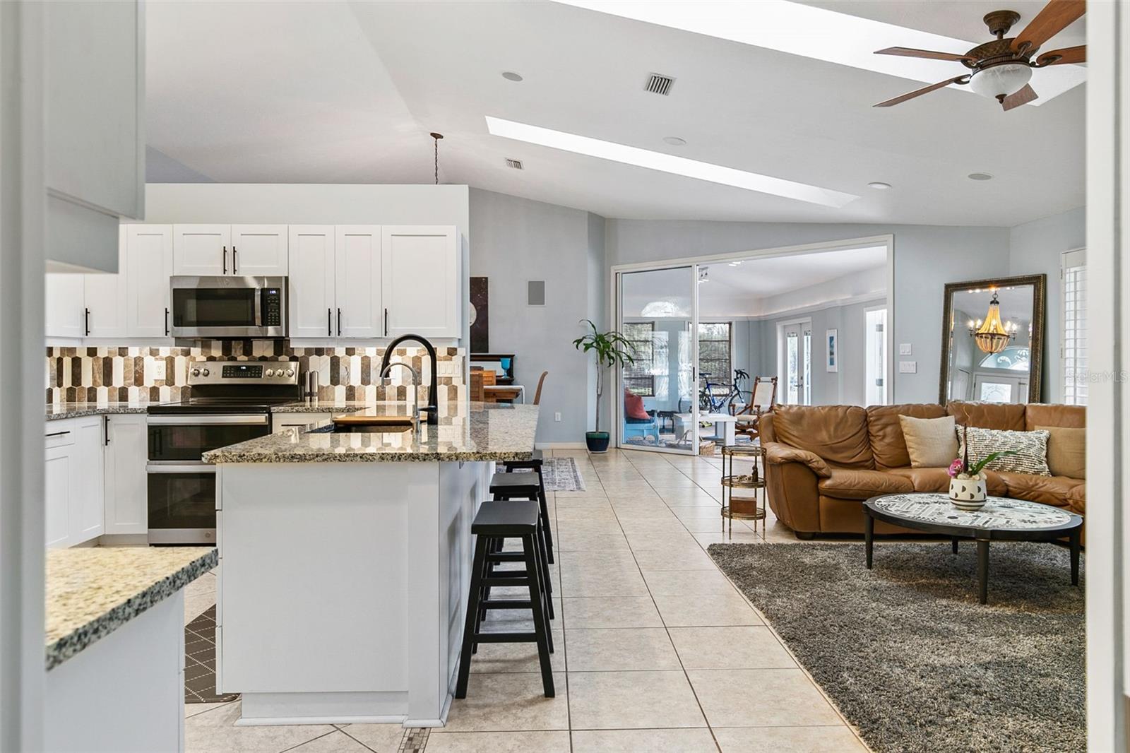 SORRENTO EAST - Residential