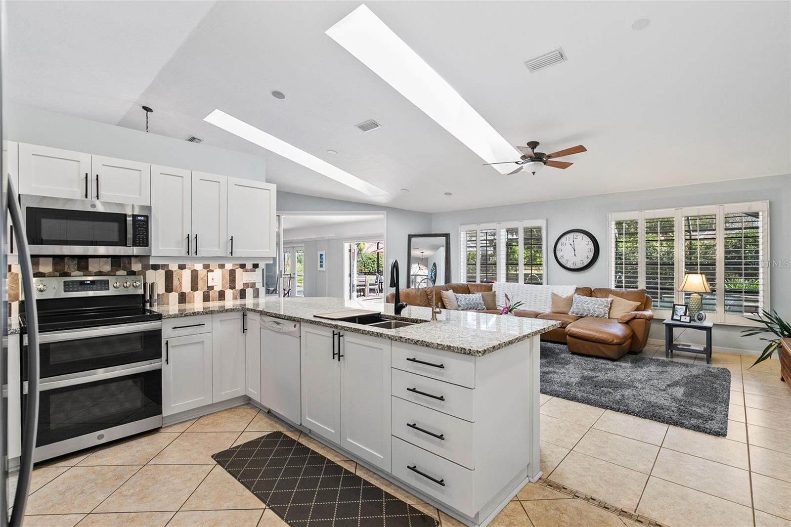 SORRENTO EAST - Residential