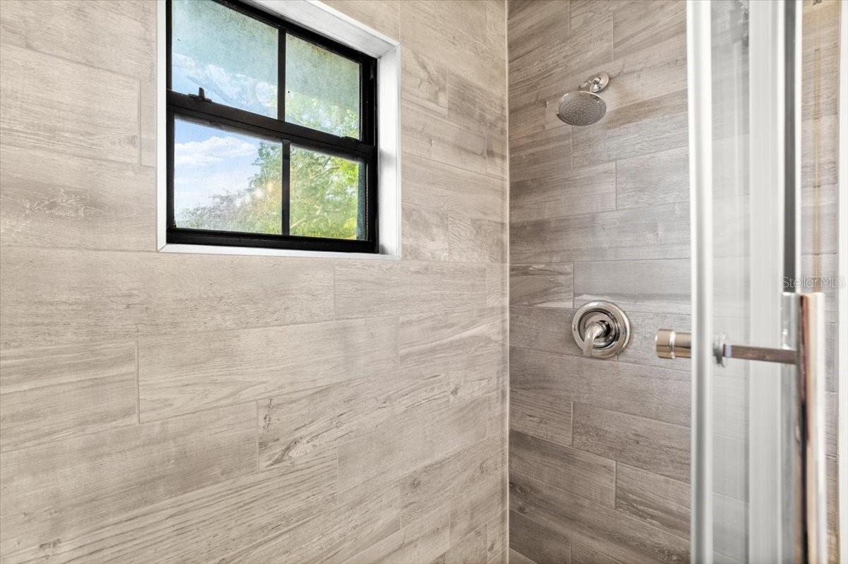 CANOVA H L - Residential