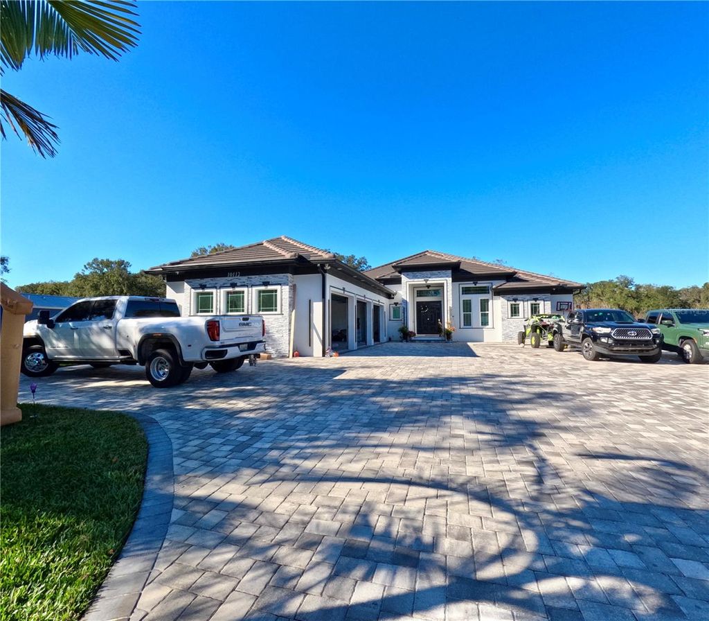 Photo of 10112 Judy Road, Dover, FL 33527 (MLS # TB8459660)